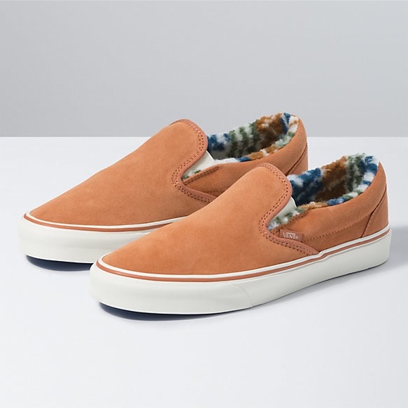 vans sherpa lined slip on